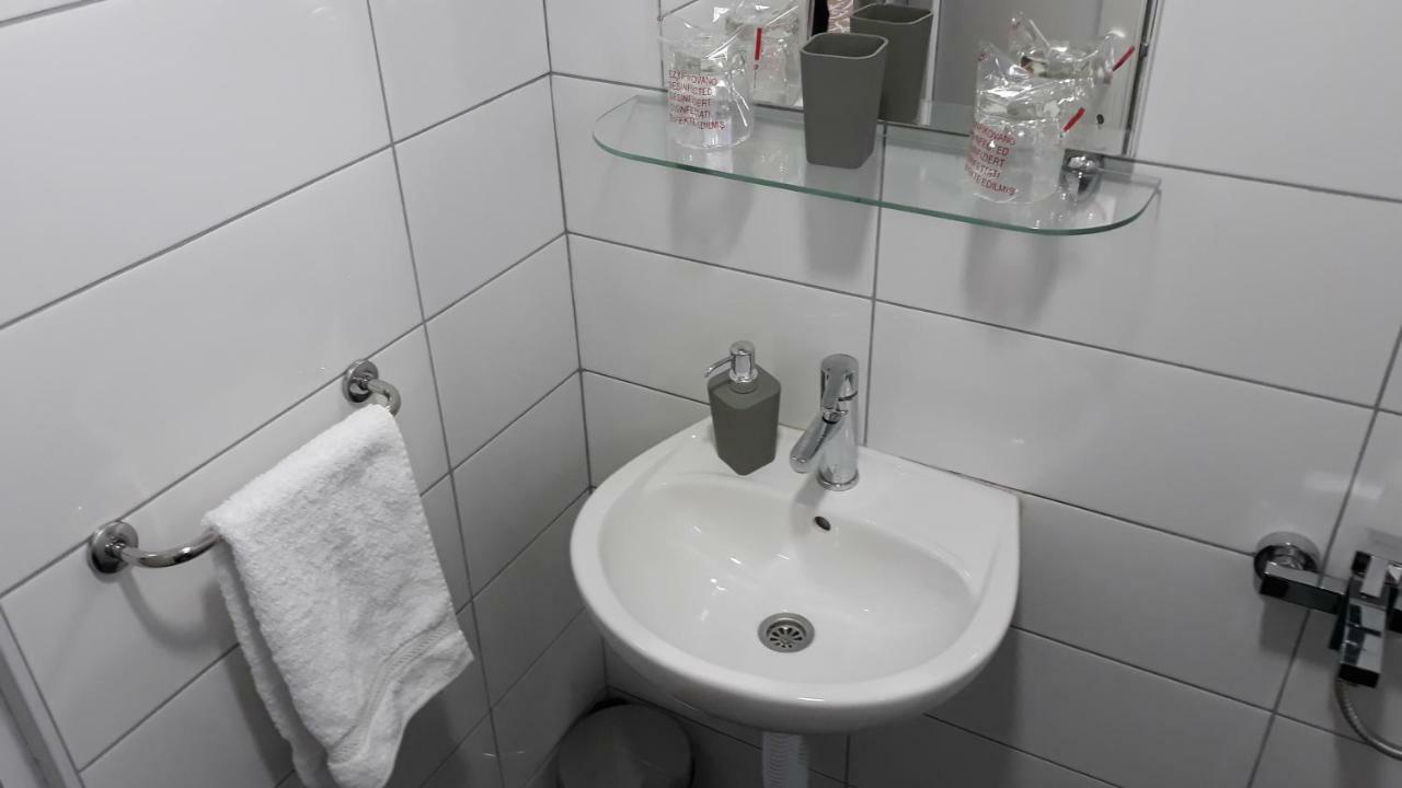 Apartments&Rooms Mido Visoko Exterior foto