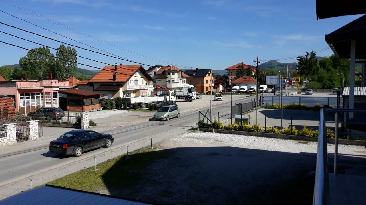 Apartments&Rooms Mido Visoko Exterior foto