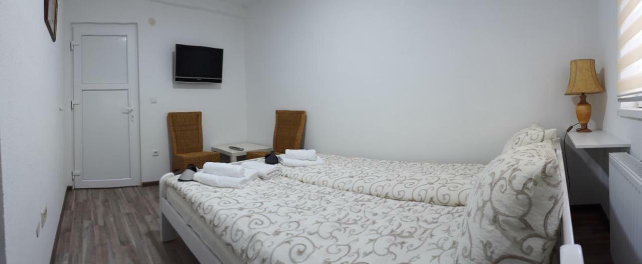 Apartments&Rooms Mido Visoko Exterior foto